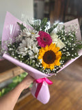 Ramalhete Girassol com Flores